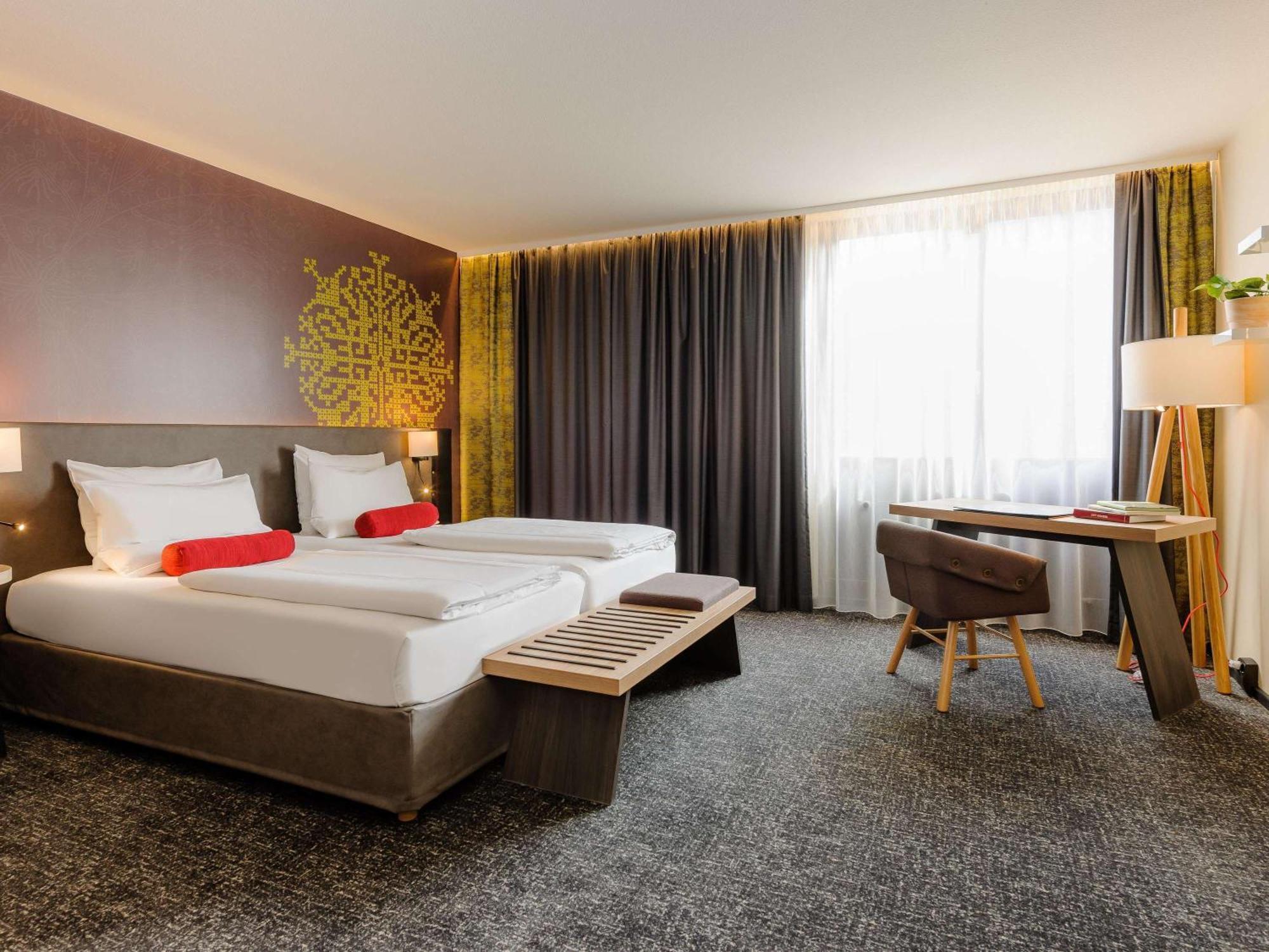 Mercure Center 4*